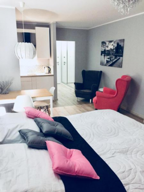 Honey Apartments